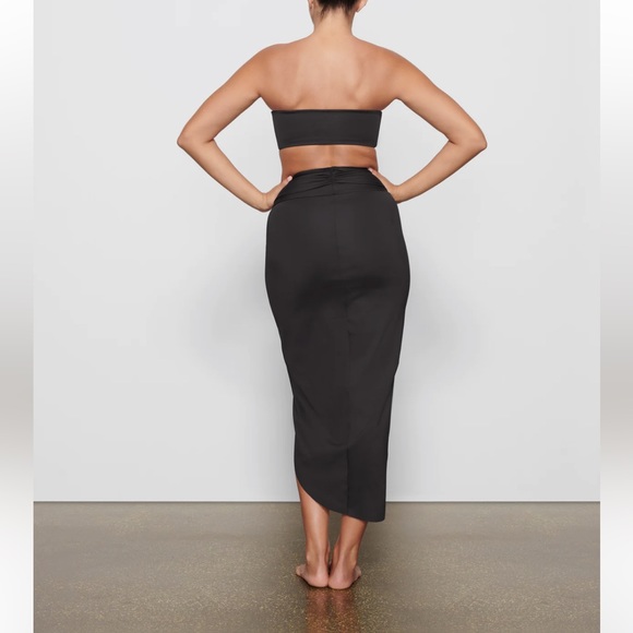 🖤SKIMS SWIM BANDEAU BIKINI TOP ONYX XXS L XL - Picture 5 of 7